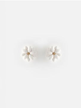 MINI WHITE DAISY EARRINGS