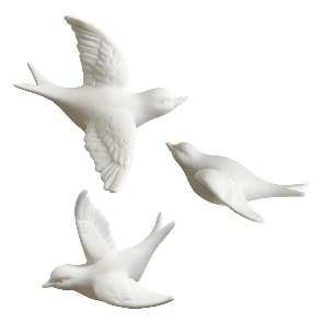 SET DE 3 HIRONDELLES EN BISCUIT DE PORCELAINE